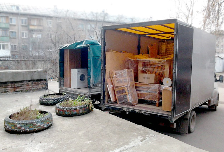 Заказать автомобиль для транспортировки вещей : Угловой диван из Архангельска в Рязань