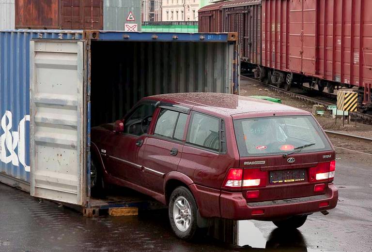 Доставить в контейнере автомобиль цены из Санкт-Петербурга в свердловский обл галапаевск